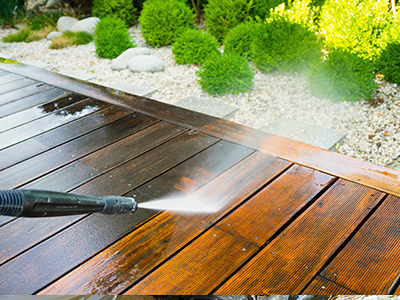 Residential & commercial pressure washing